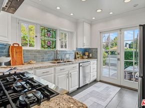 5009 Willowcrest Avenue, North Hollywood CA 91601