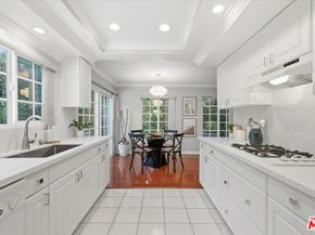 3010 Stoner Avenue, Los Angeles CA 90066