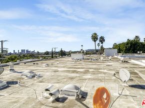 8011 Romaine Street, Los Angeles CA 90046