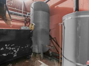 8011 Romaine Street, Los Angeles CA 90046