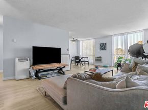 8011 Romaine Street, Los Angeles CA 90046