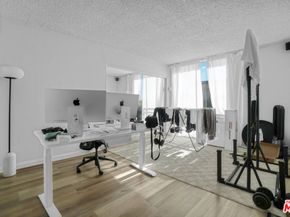 8011 Romaine Street, Los Angeles CA 90046