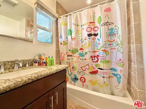 5445 Agnes Avenue, Valley Village CA 91607