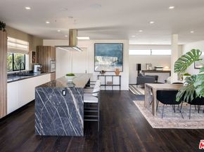 1208 Palms Boulevard, Venice CA 90291