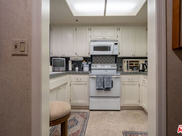 880 W 1st Street 506, Los Angeles CA 90012