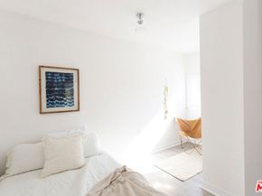 406 S Coronado Street, Los Angeles CA 90057