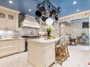 175 W Channel Road, Santa Monica CA 90402