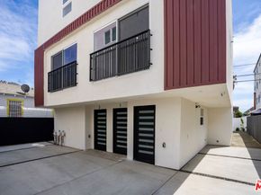 1286 W 35th Place, Los Angeles CA 90007