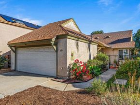 906 Sendero Ave, Escondido CA 92026