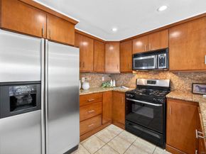 6998 Camino Degrazia, San Diego CA 92111