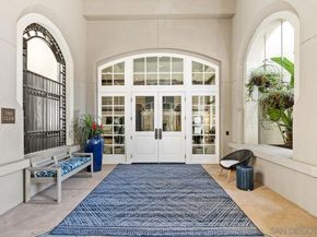 4165 Executive Dr F107, La Jolla CA 92037