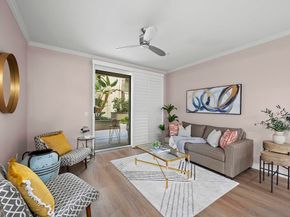 4165 Executive Dr F107, La Jolla CA 92037