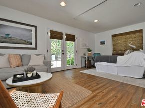 13006 Magnolia Boulevard, Sherman Oaks CA 91423