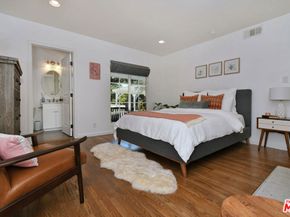 13006 Magnolia Boulevard, Sherman Oaks CA 91423
