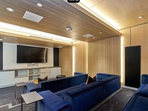 400 S Broadway 917, Los Angeles CA 90013