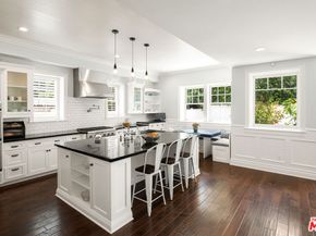 11610 Chiquita Street, Studio City CA 91604