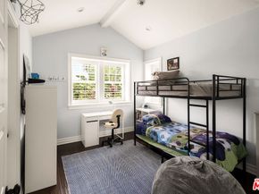 11610 Chiquita Street, Studio City CA 91604