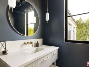 890 Linda Flora Drive, Los Angeles CA 90049