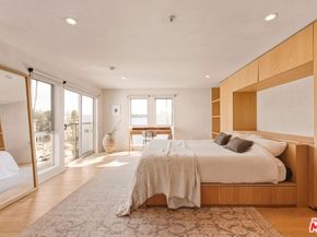 4215 Glencoe Avenue 405, Marina Del Rey CA 90292