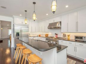 2725 Veteran Avenue, Los Angeles CA 90064