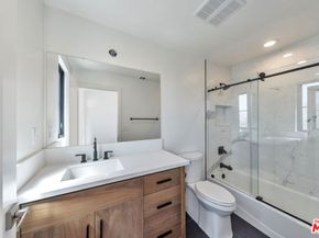 1/2 Masselin Avenue, Los Angeles CA 90019