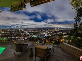 8572 Hillside Avenue, Los Angeles CA 90069