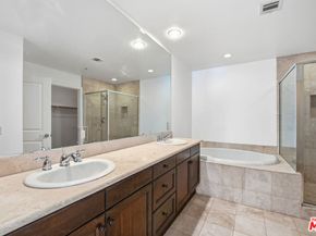 128 N Oak Knoll Avenue 202, Pasadena CA 91101