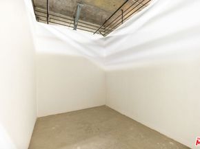 128 N Oak Knoll Avenue 202, Pasadena CA 91101