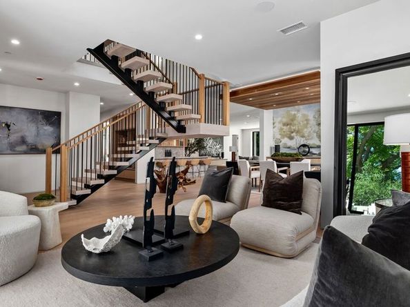 3153 Purdue Avenue, Los Angeles CA 90066