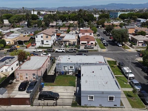 1700 W 60th Street, Los Angeles CA 90047