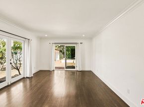 524 N Kilkea Drive, Los Angeles CA 90048