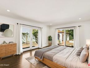 524 N Kilkea Drive, Los Angeles CA 90048