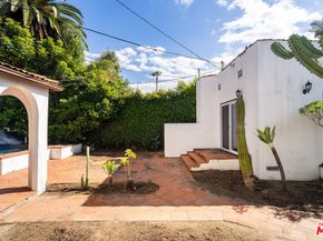 524 N Kilkea Drive, Los Angeles CA 90048