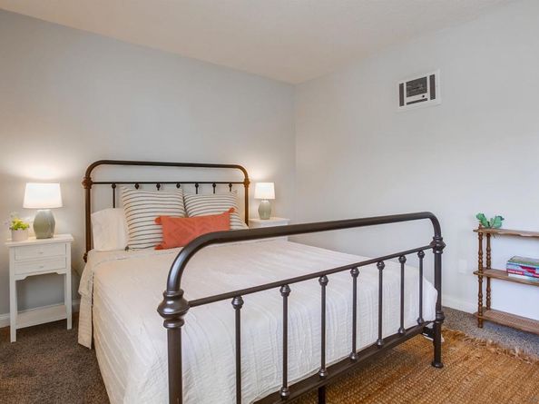 3466 Thunder Dr, Oceanside CA 92056