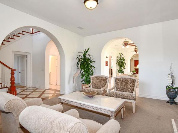 7930 Entrada Lazanja, San Diego CA 92127