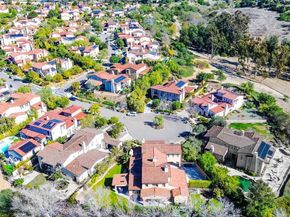 7930 Entrada Lazanja, San Diego CA 92127