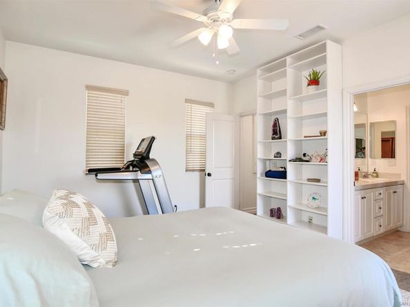 7930 Entrada Lazanja, San Diego CA 92127