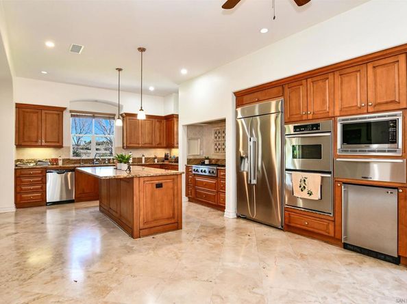 7930 Entrada Lazanja, San Diego CA 92127