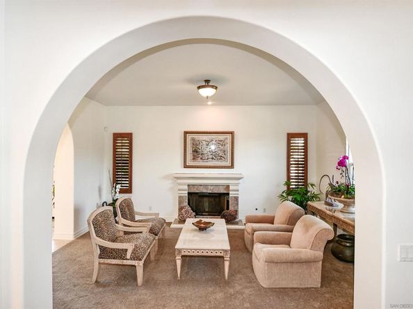 7930 Entrada Lazanja, San Diego CA 92127