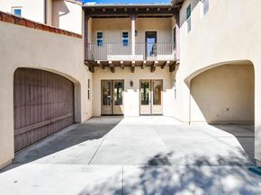 7930 Entrada Lazanja, San Diego CA 92127