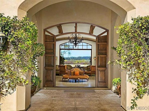 4690 Rancho Del Mar Tri, San Diego CA 92130