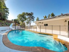 9945 Alto Dr, La Mesa CA 91941