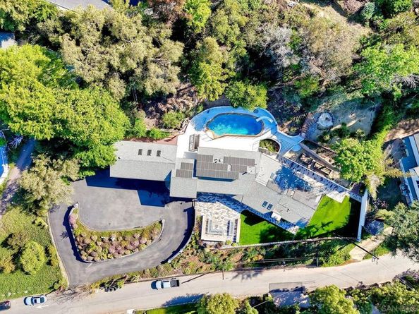 9945 Alto Dr, La Mesa CA 91941