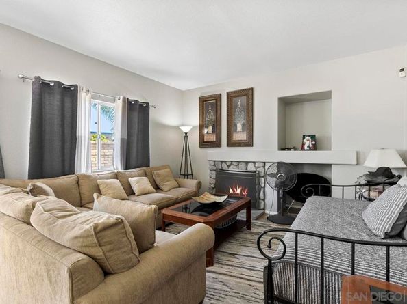 4425 Arbor Cove Cir, Oceanside CA 92058