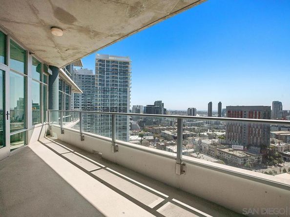 1080 Park Blvd 1802, San Diego CA 92101