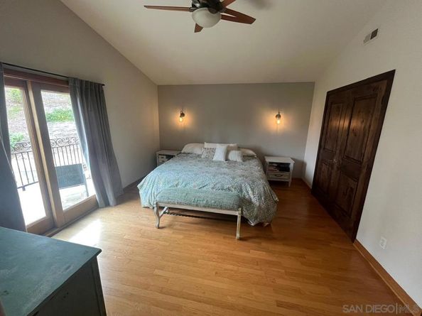 4375 Stanford Street, Carlsbad CA 92010