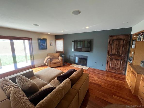 4375 Stanford Street, Carlsbad CA 92010