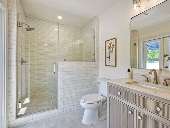 3635 Kite St, San Diego CA 92103