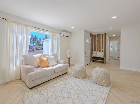 10805 Eberly Ct, San Diego CA 92126