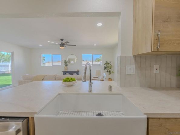 10805 Eberly Ct, San Diego CA 92126